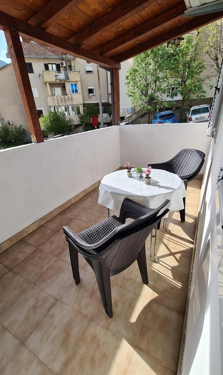 Boka Apartment Kotor Exterior photo